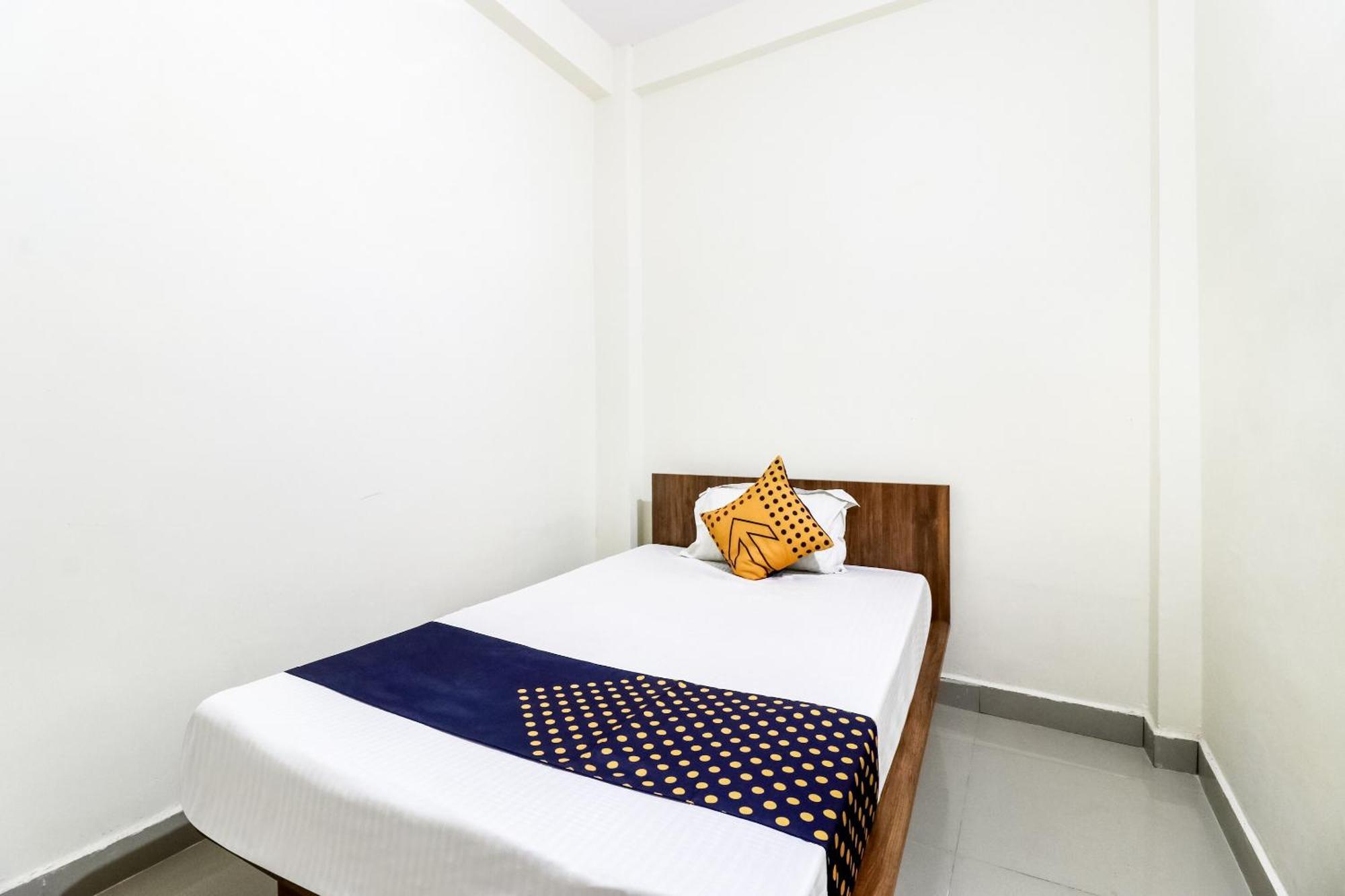 Oyo 40073 Yash Homestay Samarda Kaliasot Luaran gambar