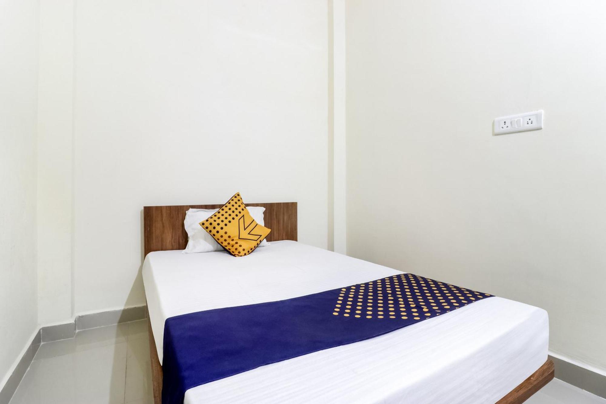 Oyo 40073 Yash Homestay Samarda Kaliasot Luaran gambar